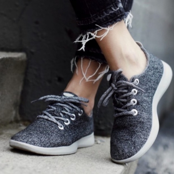 Allbirds Womens Wool Runners Sneakers shoes sz 10 - Picture 1 of 13